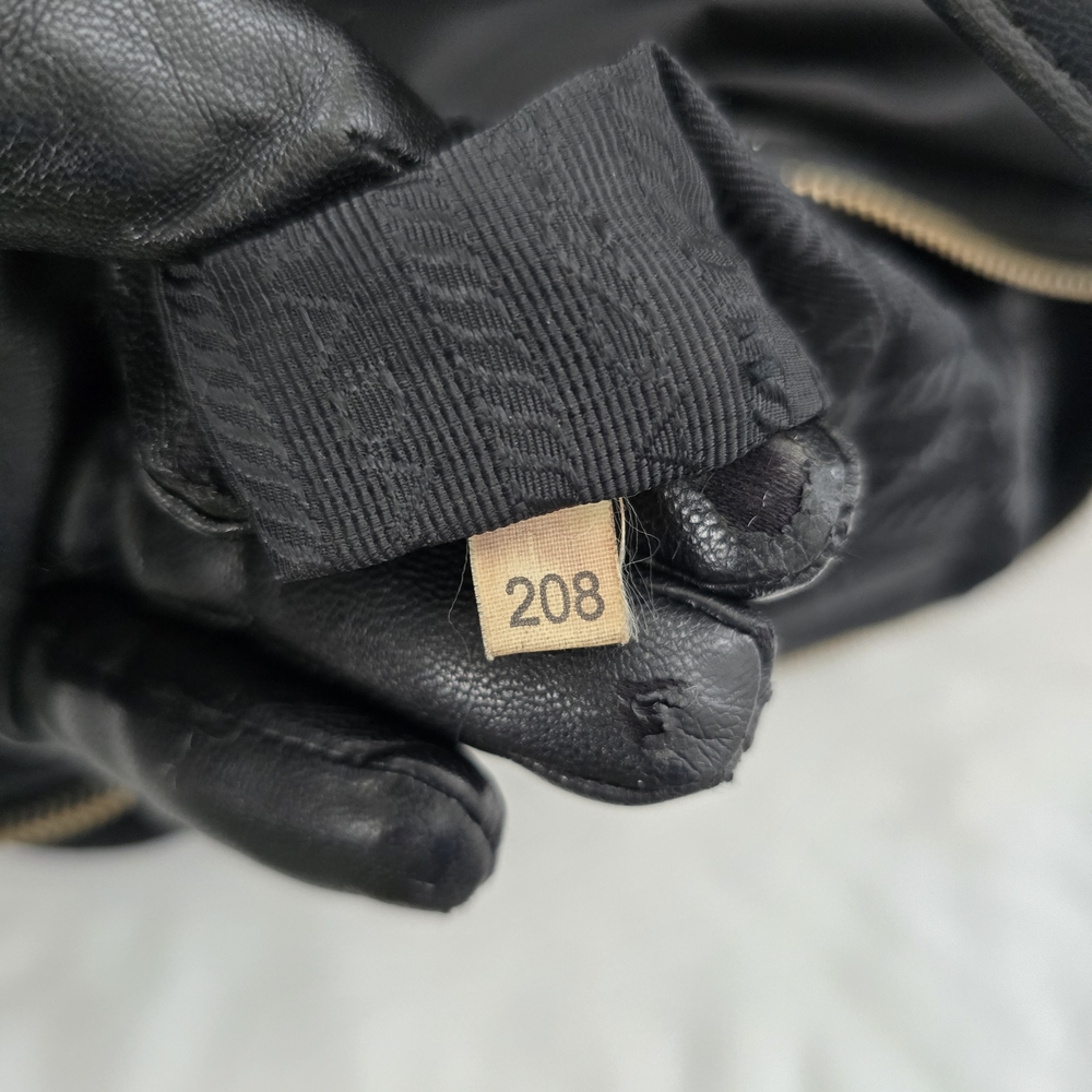 Prada Black Women's Tote Bag - Picture 6 of 11